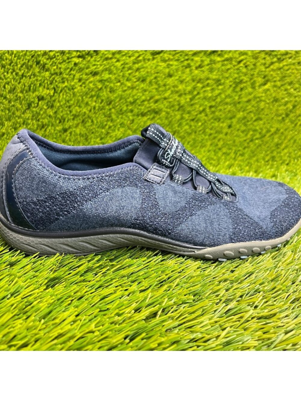 Skechers Breathe Easy Opportuknity Womens Size 6 Blue Athletic Shoes Sneakers